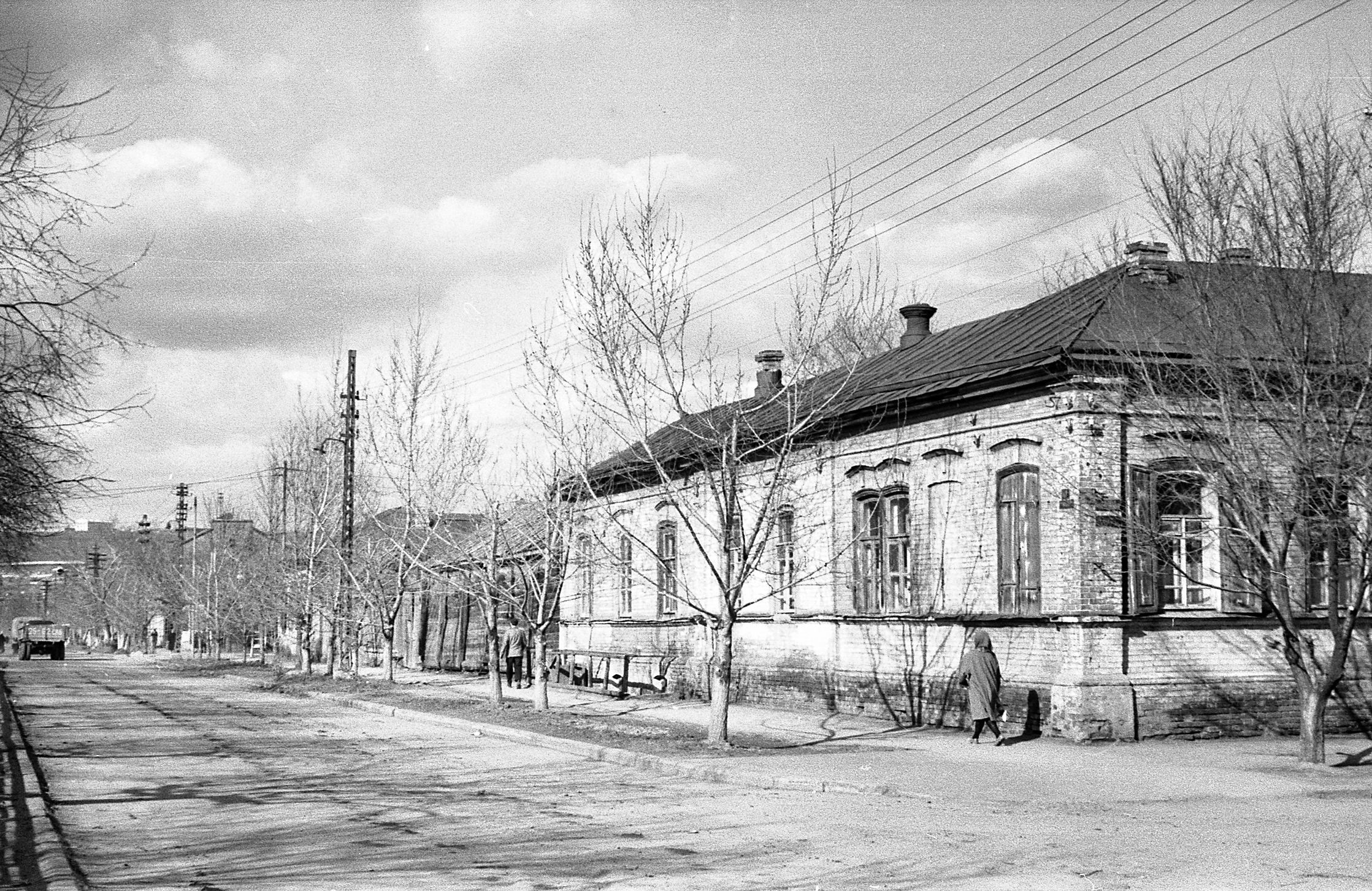 Пересечение Рахова и Челюскинцев | Фотографии старого Саратова