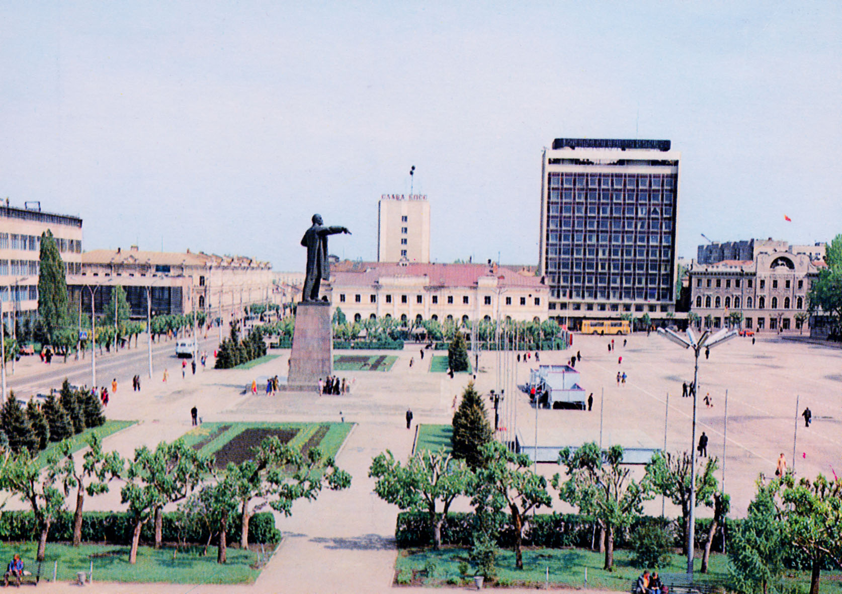 саратов театральная площадь старые