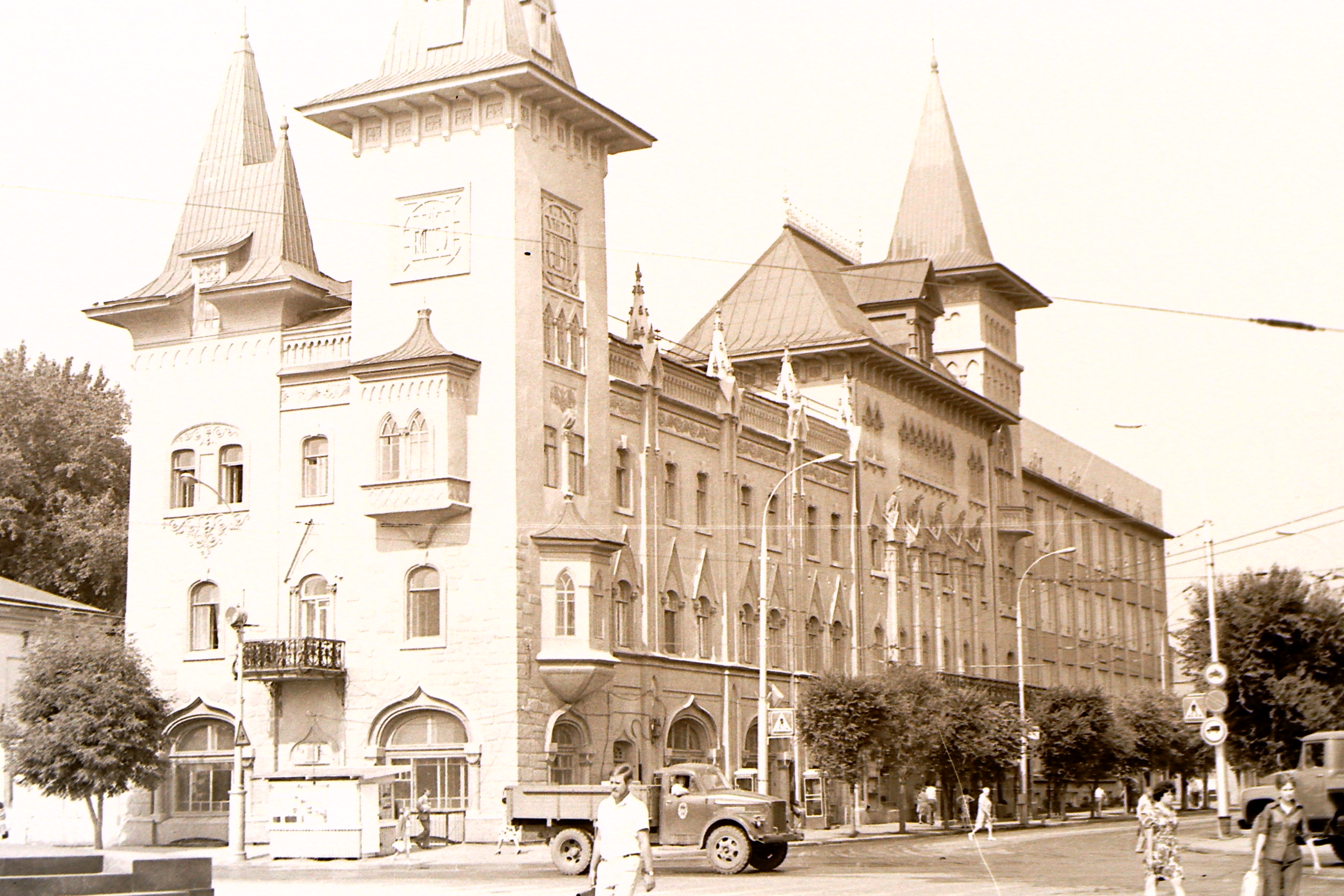 Олдсаратов. Саратов консерватория 1912. Консерватория Саратов 1902. Старый Саратов консерватория. Консерватория Собинова.