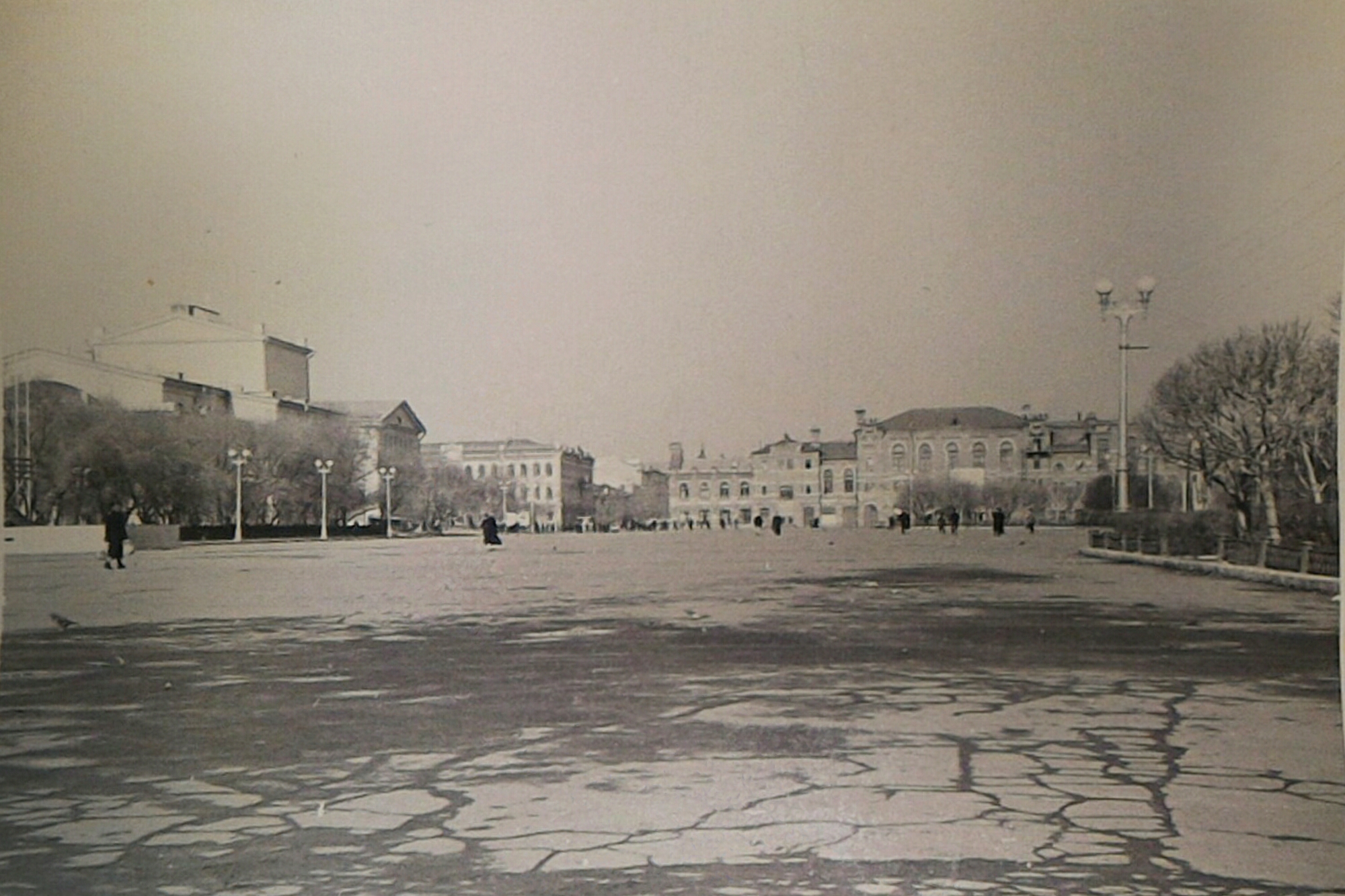 Саратов театральная площадь старые