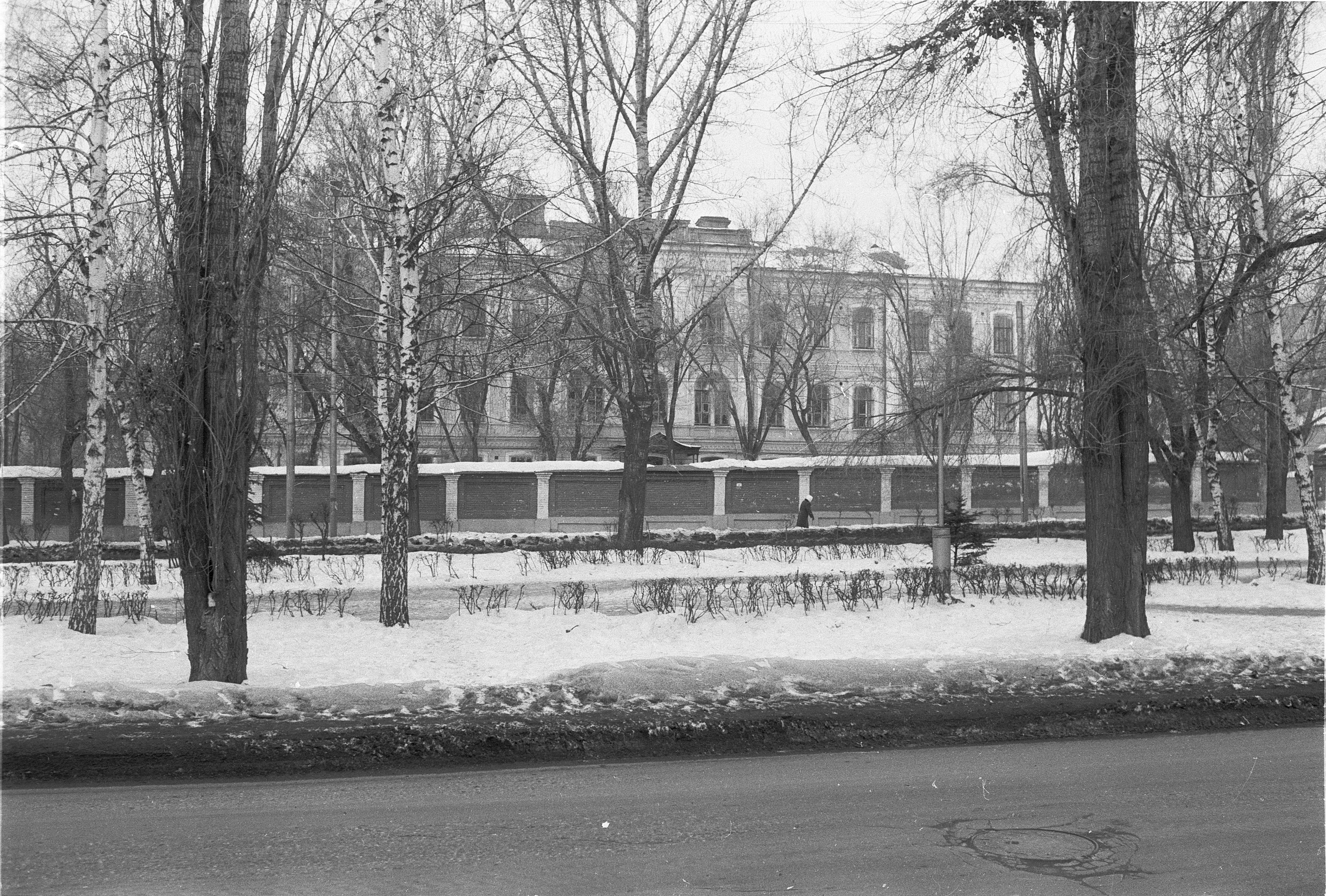 фото военно медиц факультет г саратов 1977г