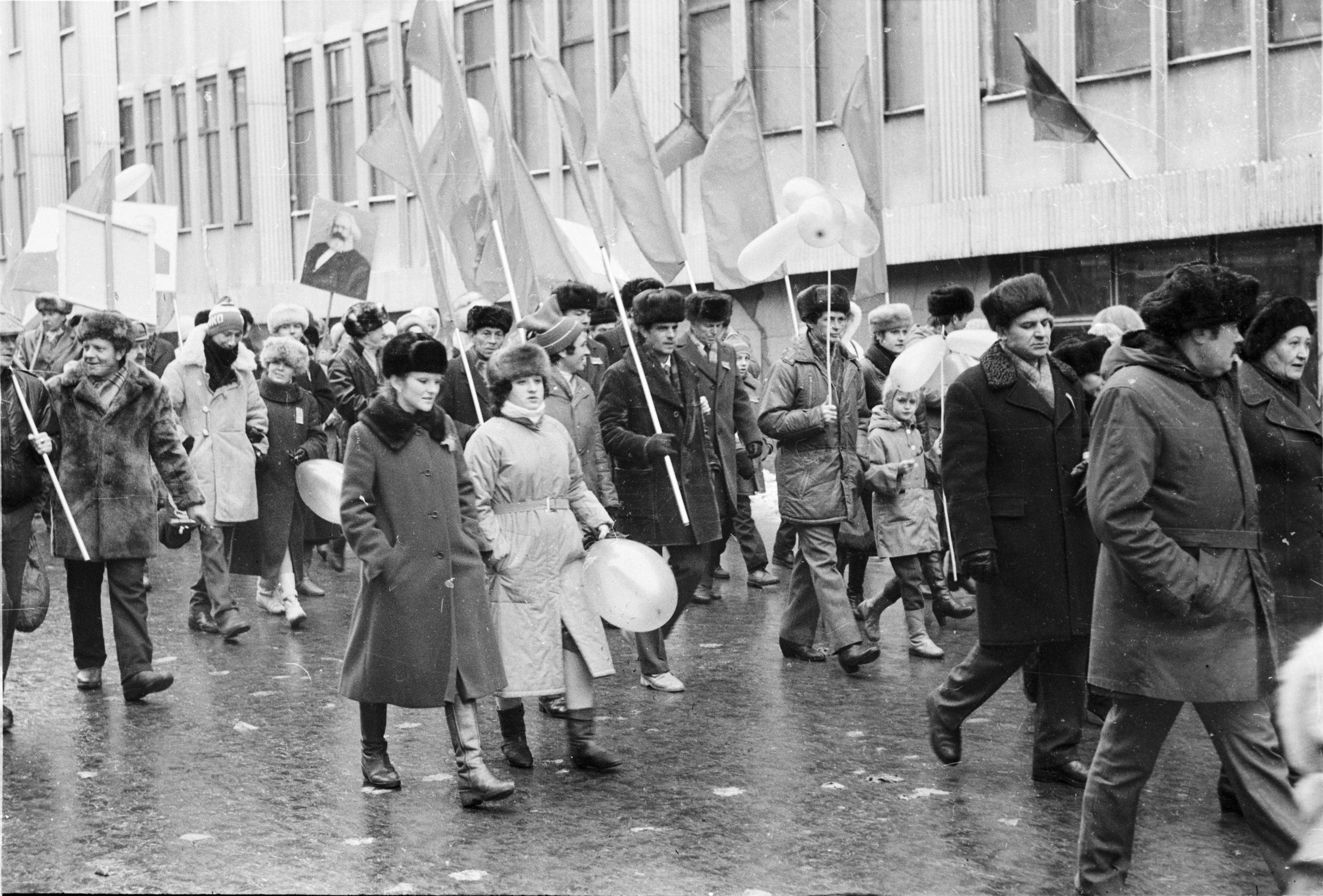 Фото 1986 года. 7 Января СССР. 1986 Съезд Союза кинематографистов.