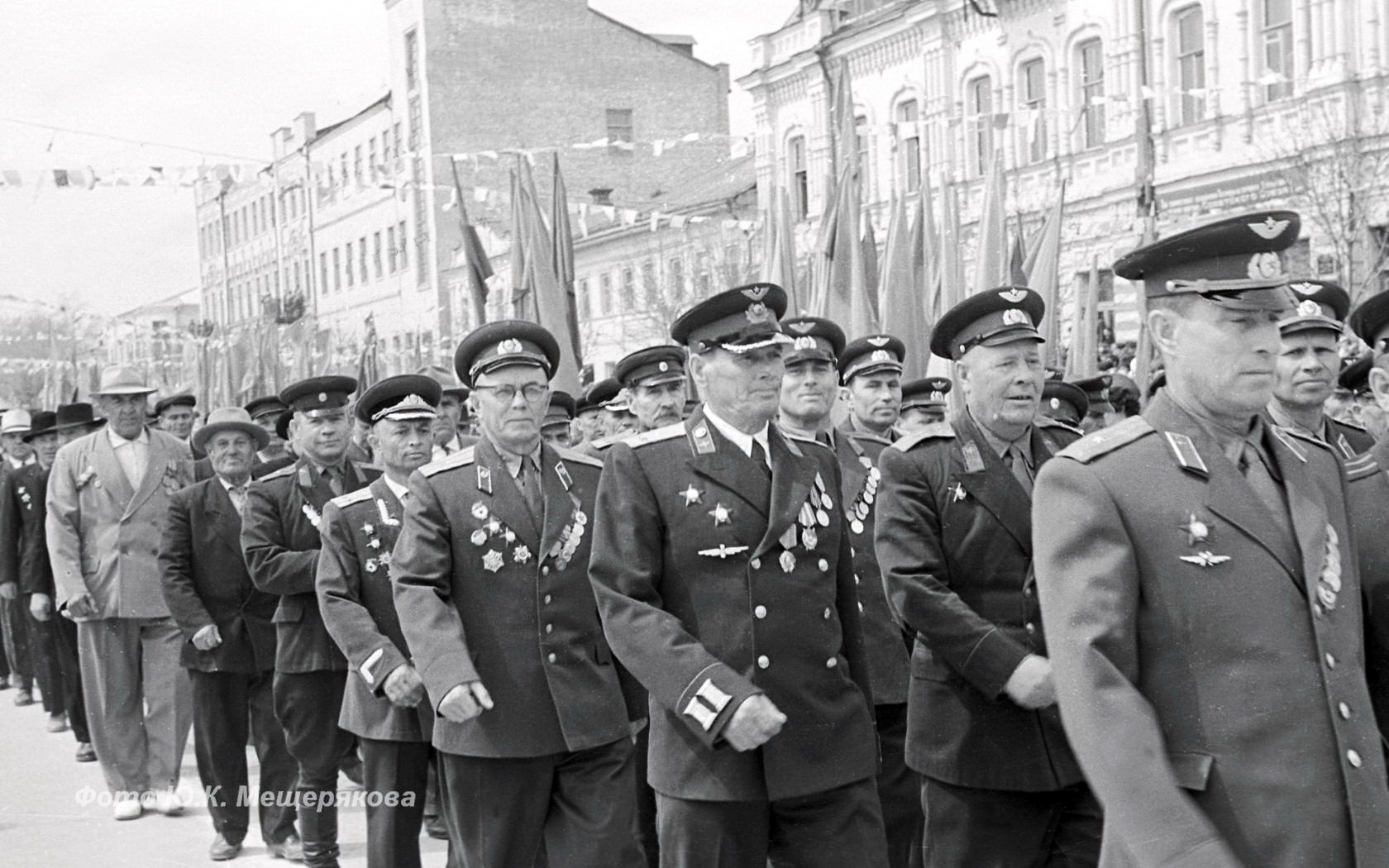 На параде Победы 1965 в Москве