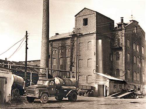 Марксовский пивзавод. Маркс город саратовская. Хадыженский пивоваренный завод. Немцы поволжья марксштадт. Новый маркс завод.