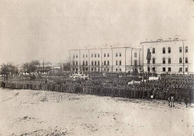 московская площадь в саратове история