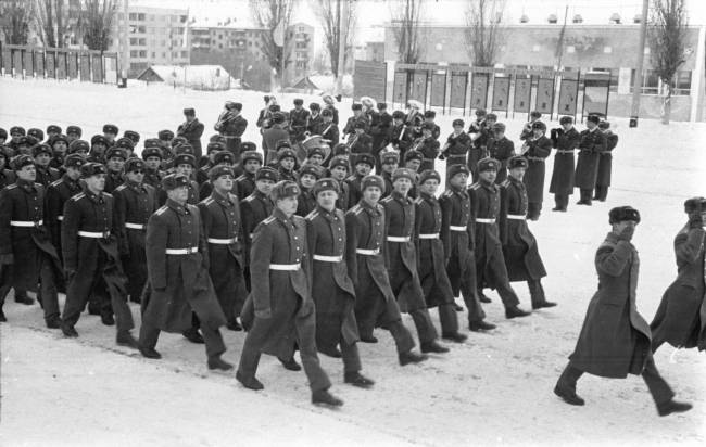 Вольском высшем военном училище тыла. 1994 Год выпуск Вольского училища. ВВВУТ Вольск. Вольское училище 1983. ВВВУТ Г.Вольск 12 рота.